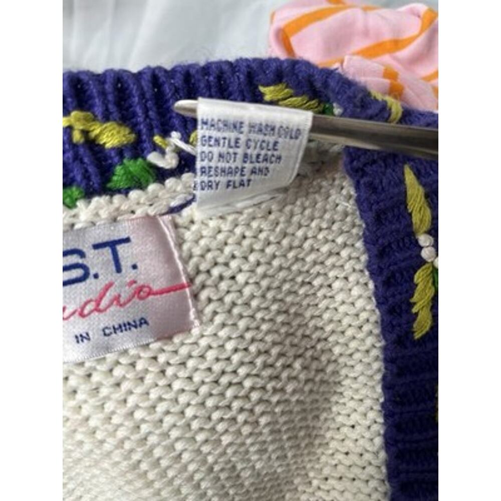 CST Studio Knit Sweater Vest Size 2x Floral Window Box Graphics Ramie Blend - Picture 14 of 14